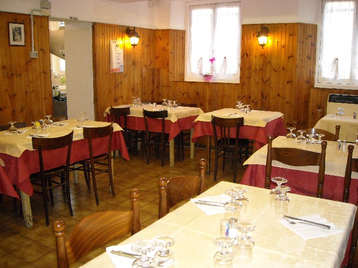 trattoria il cucco - interni 1